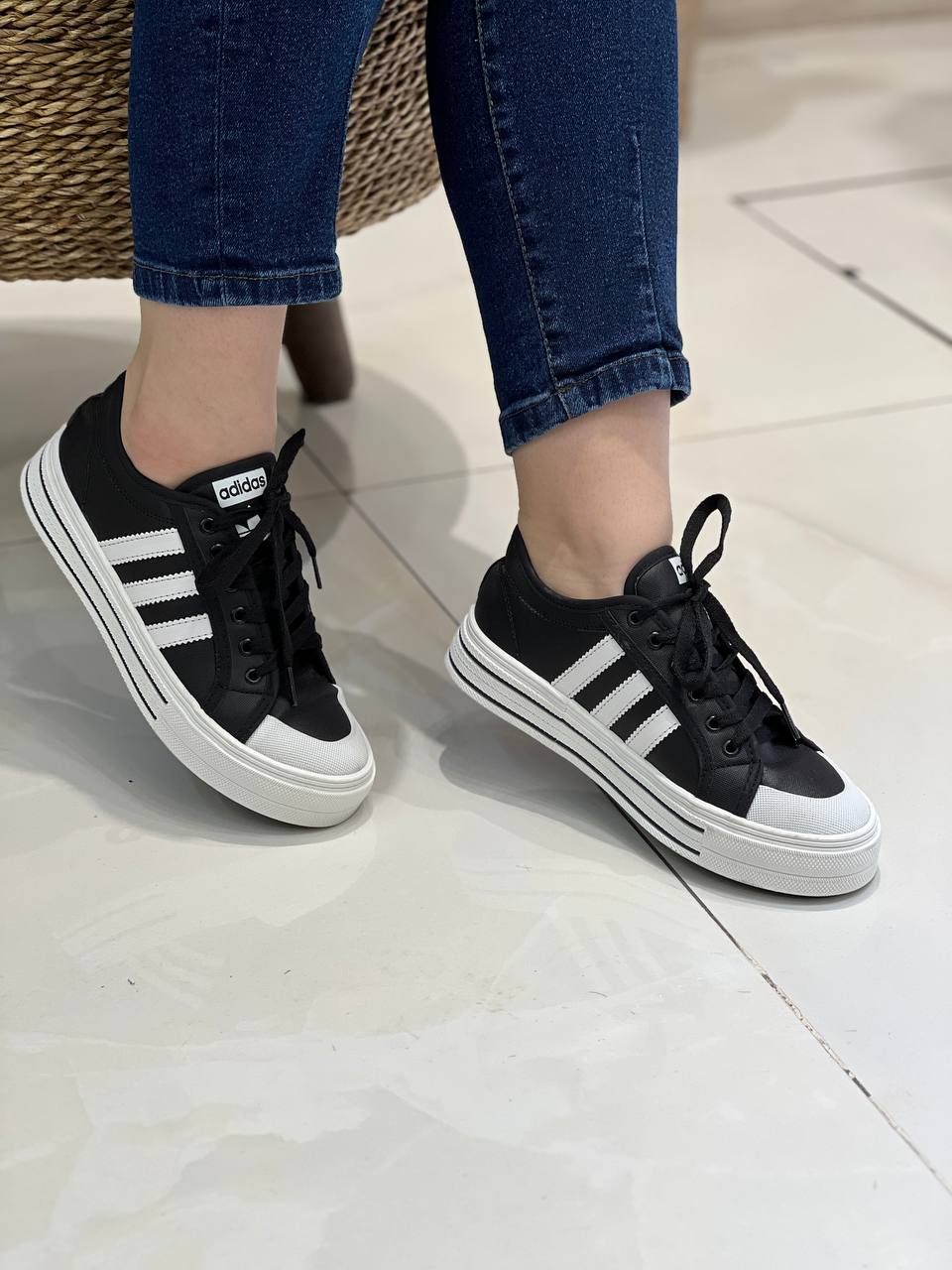 کتونی آدیداس