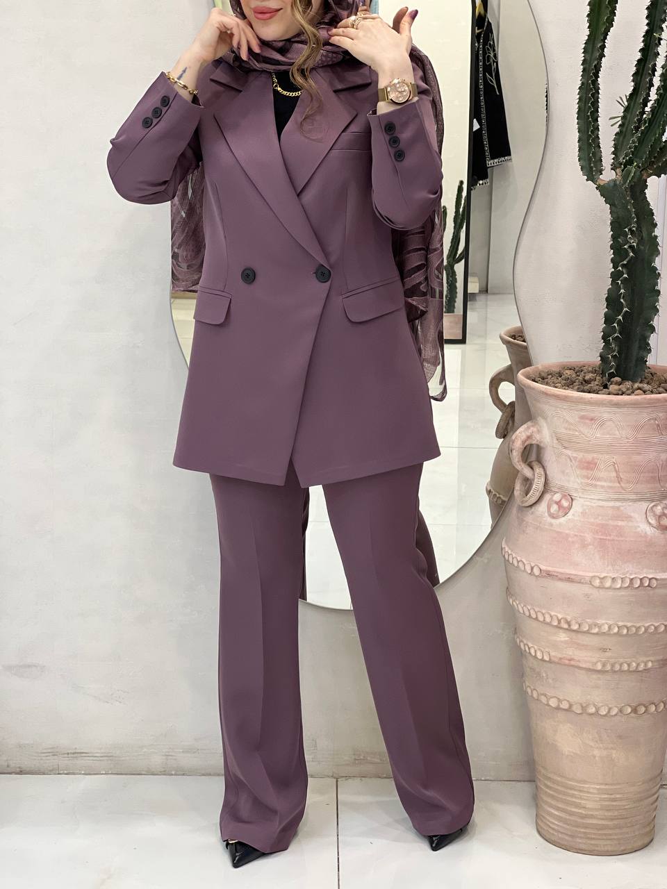 کت شلوار ماهیک