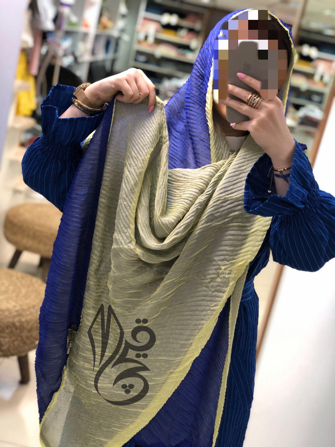 شال حریر پلیسه دو رو کد032