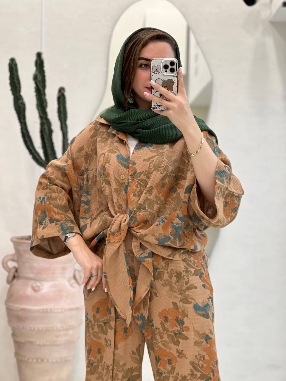 شومیز وشلوار کنفی آزاله