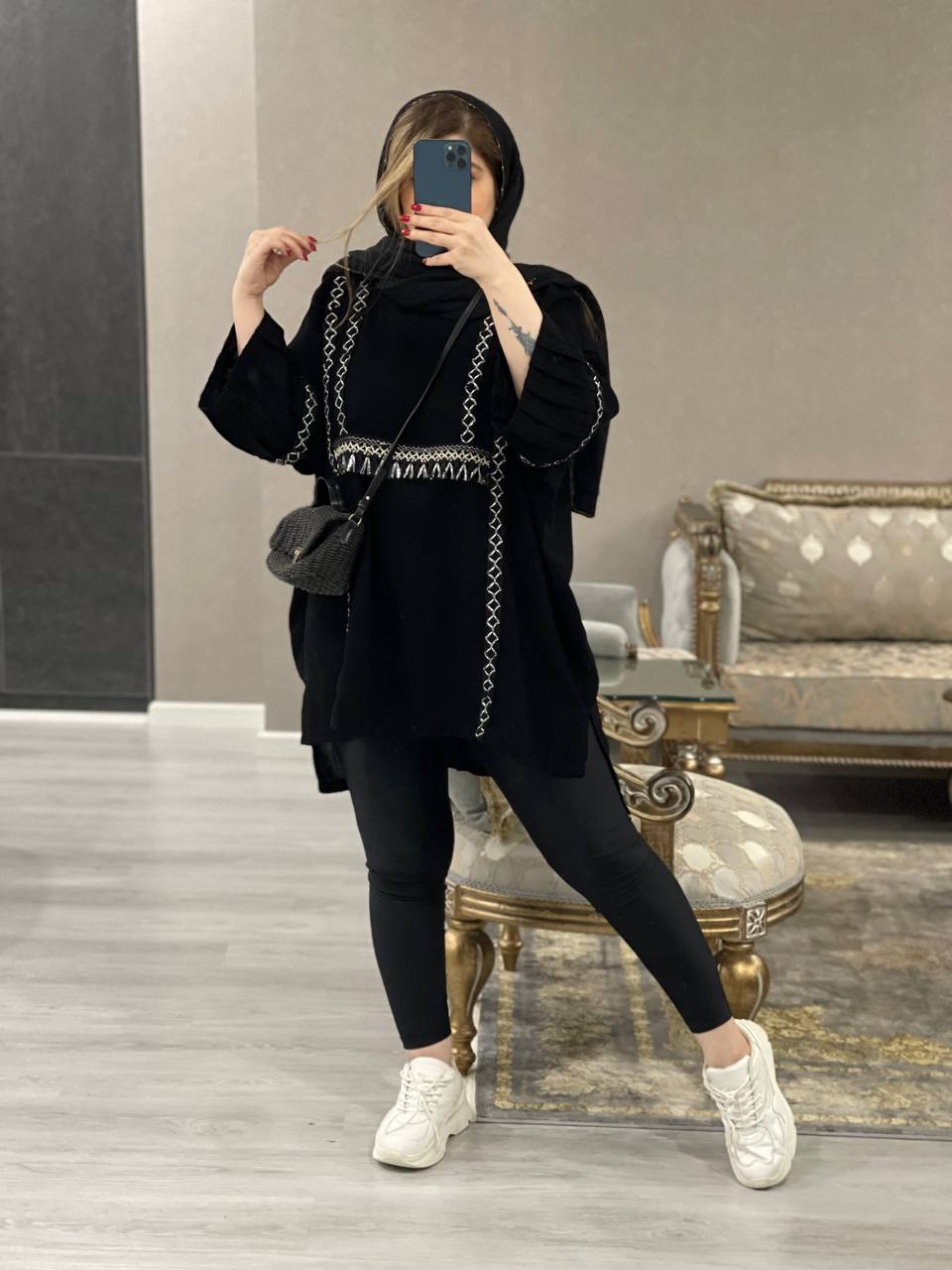 مانتوجلوبسته سویل