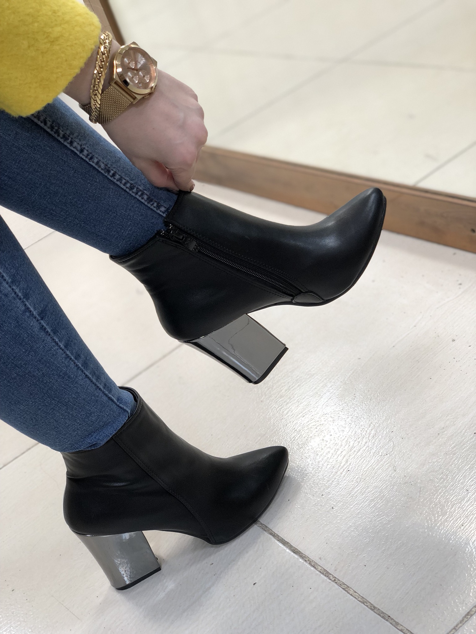 بوت چرم پاشنه آینه ای کد0431