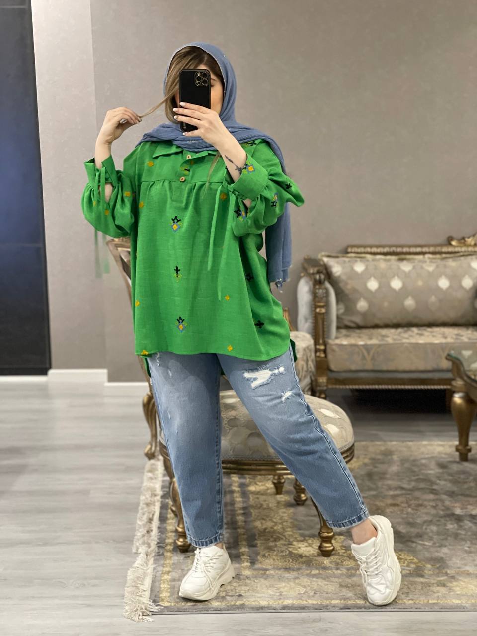 مانتو جلو بسته گلدوزی بوستان