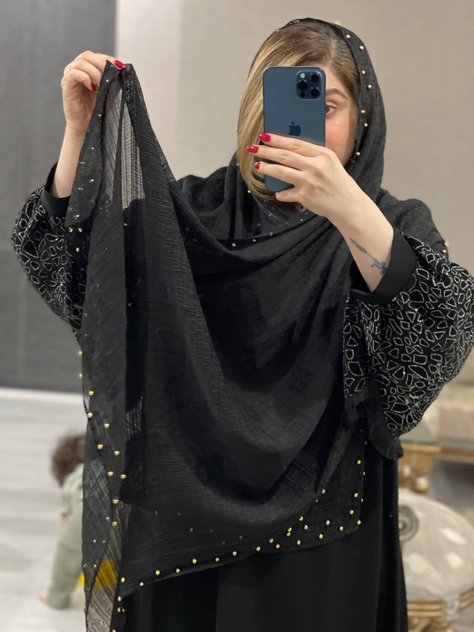 شال دور مرواریدی آپامه 