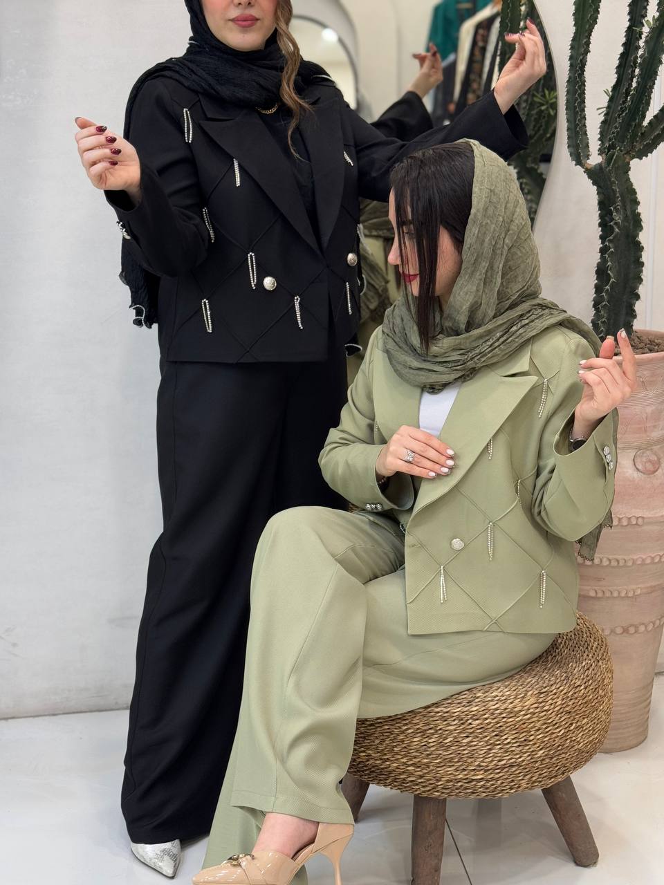 کت شلوار سنگدوزی آتریسا